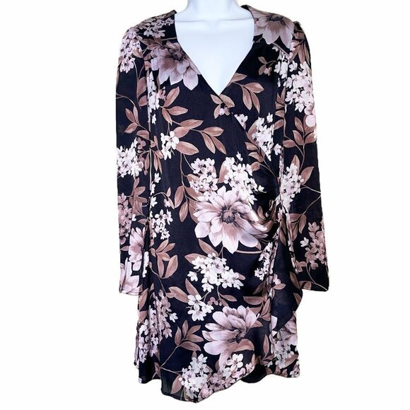 WAYF / Floral - Picture 2 of 10